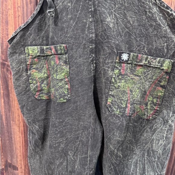 Mexicali Blues Women's Washed Olive Green Overalls Jeans - Picture 5 of 5